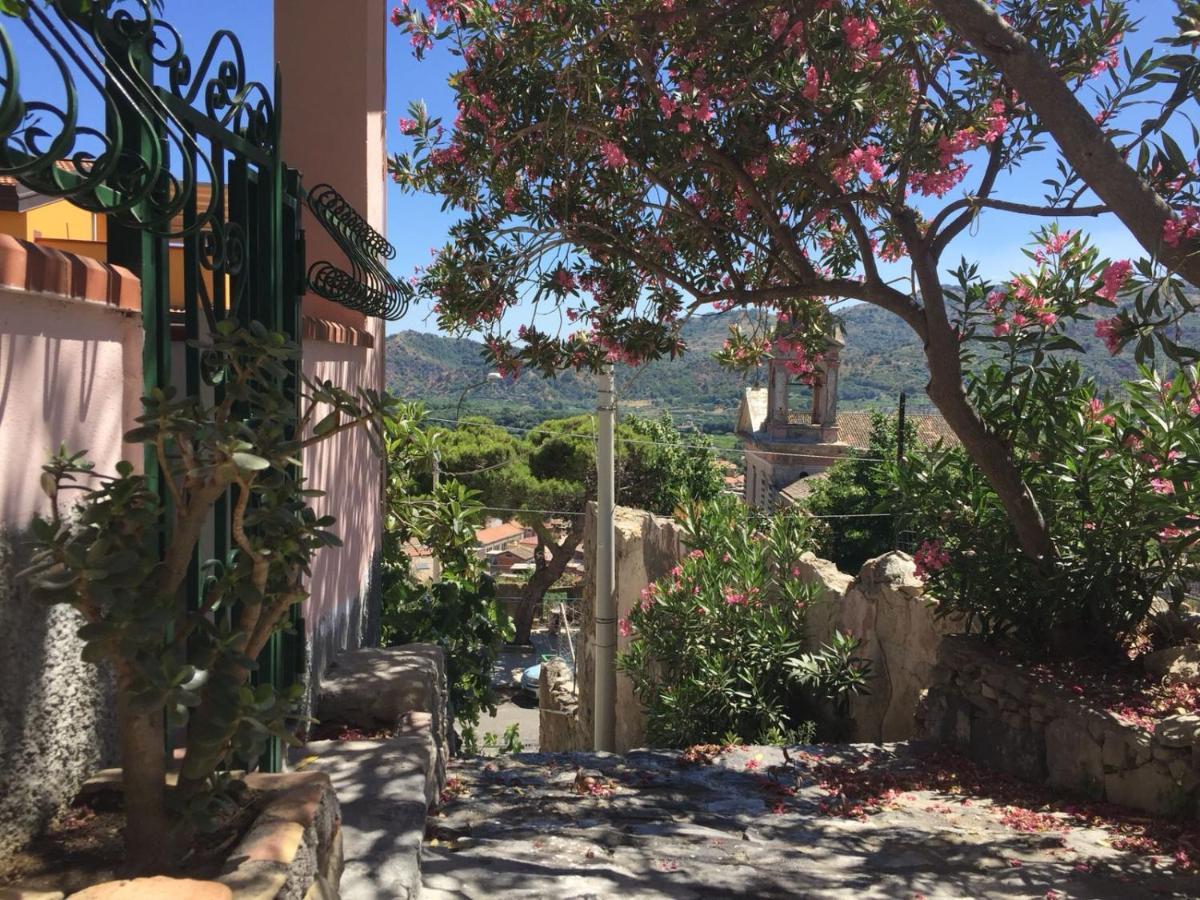 La Casa Del Borgo Cavallaro Gaggi Esterno foto