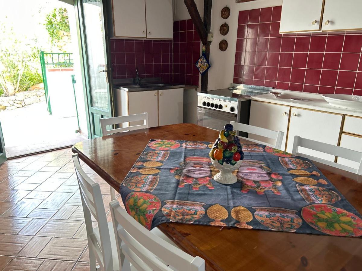 La Casa Del Borgo Cavallaro Gaggi Esterno foto